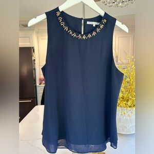 Violet & Claire Women's Navy Jewel Neck Top EUC